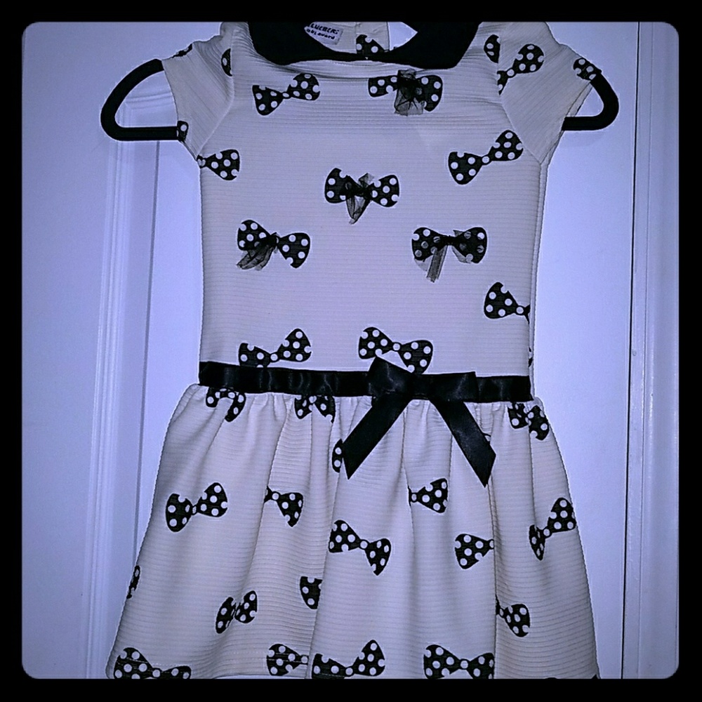 Pretty bow dress